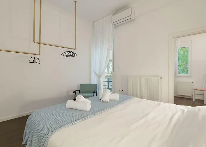 Market- Upper Aristotelous Sq Luxury * Thessaloniki